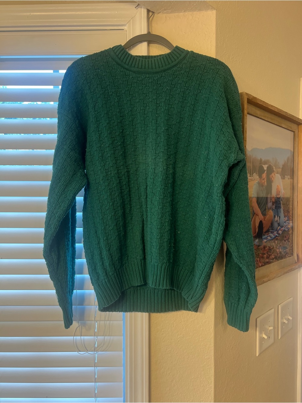 Vintage Emerald Green Crewneck Cable Knit Sweater